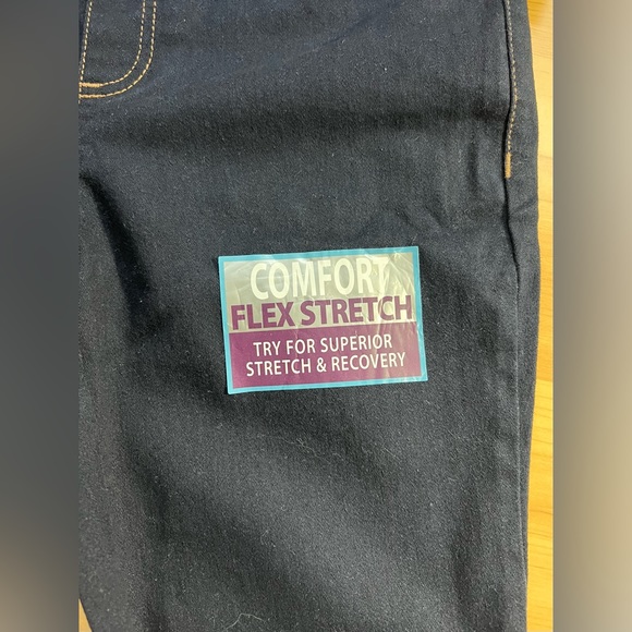 Gloria Vanderbilt- Avery Straight Women’s Jeans /Pull On / Color Liverpool Wash - Picture 6 of 11